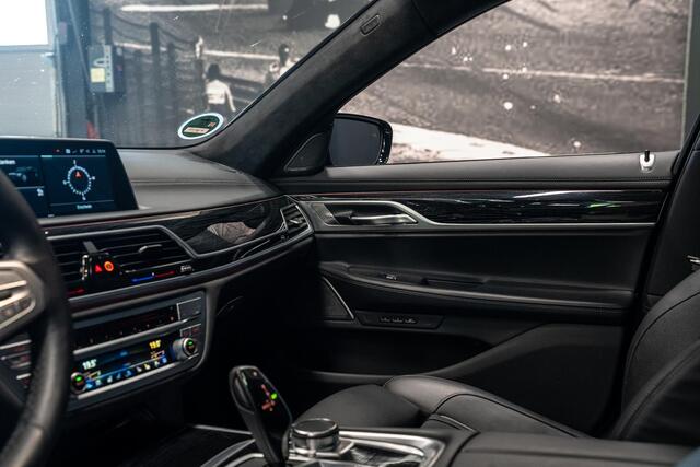 BMW 7-SERIE 740d xDrive High Executive *M-Sport / Actieve-Besturing / Stoelventilatie / Entertainment-Achter / Alcantara-Hemel / Harman Kardon / Panorama*