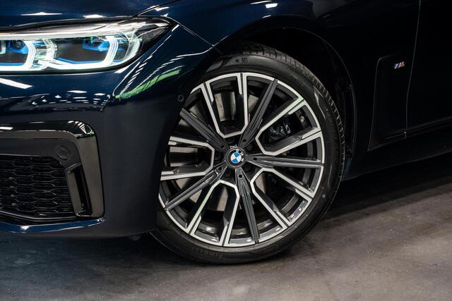 BMW 7-SERIE 740d xDrive High Executive *M-Sport / Actieve-Besturing / Stoelventilatie / Entertainment-Achter / Alcantara-Hemel / Harman Kardon / Panorama*
