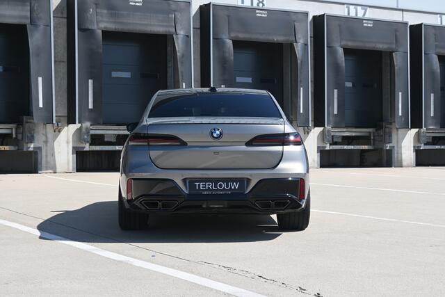 BMW 7-SERIE M760e xDrive