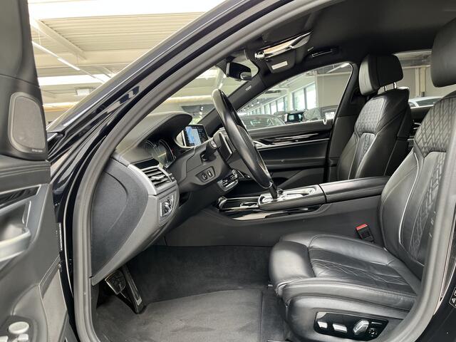 BMW 7-SERIE 750i xDrive High Executive | Remote Parking | Massage | Driving Assistant Plus | M-Sport