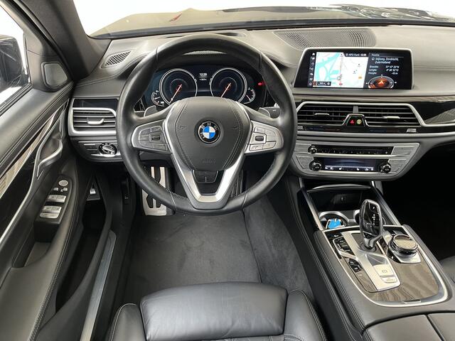BMW 7-SERIE 750i xDrive High Executive | Remote Parking | Massage | Driving Assistant Plus | M-Sport