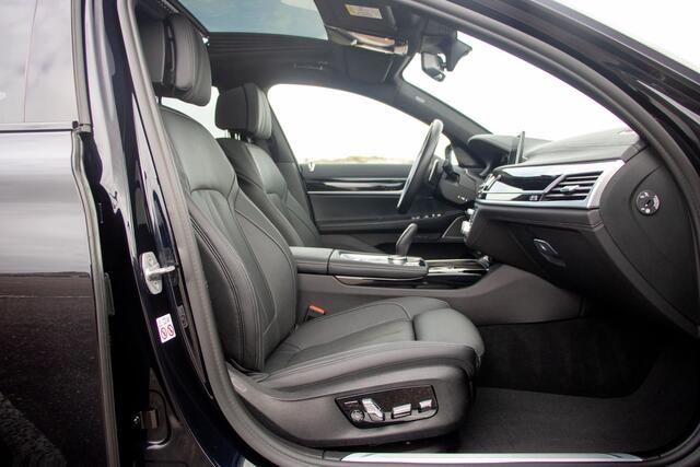 BMW 7-SERIE 745e High Executive | M Sport | Panorama dak | Harman Kardon | Headup display | Active steering