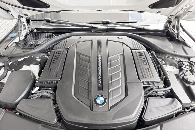 BMW 7-SERIE M760Li xDrive