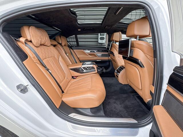 BMW 7-SERIE M760Li xDrive