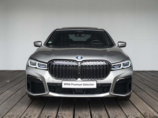 BMW 7-SERIE 745e | High Executive | M Sportpakket | 20 inch | Active Steering | Comfort Access | Stoelventilatie | Stoelmassage | Driving Assistant Professional | Bowers & Wilkins
