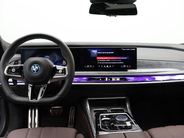 BMW 7-SERIE M760e xDrive | M Sportpakket Pro | Innovation Pack | Executive Drive Pro | Head-Up | Executive Lounge | Massage | Stoelventilatie | Driving Assistant Professional | Bowers & Wilkins | 21'' LMV
