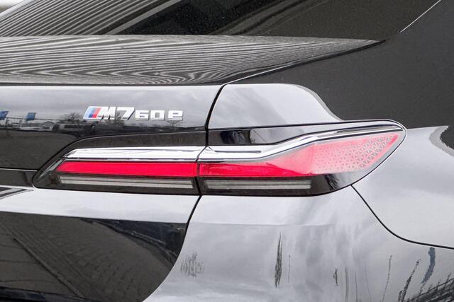 BMW 7-SERIE M760e xDrive
