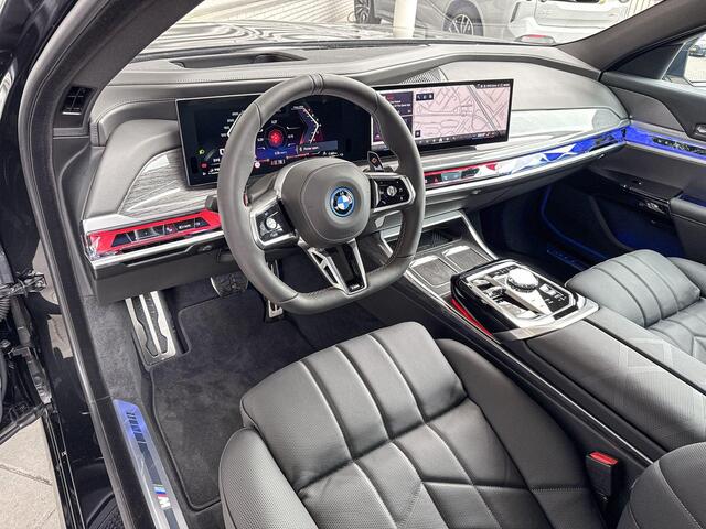 BMW 7-SERIE M760e xDrive