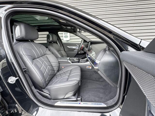 BMW 7-SERIE M760e xDrive