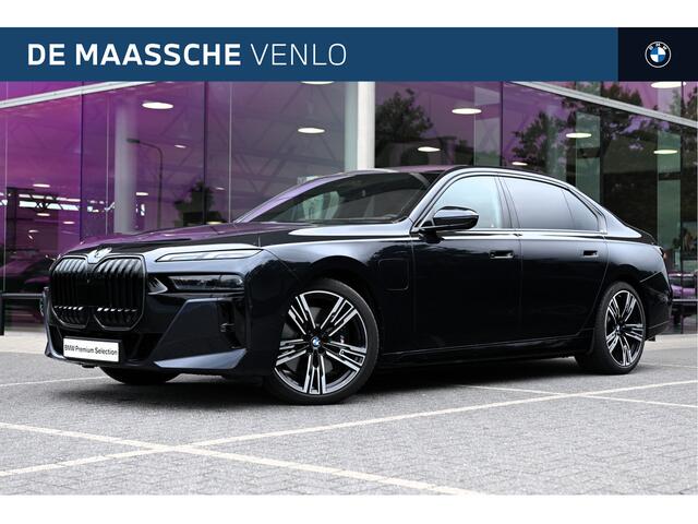 BMW 7-SERIE 750e xDrive M Sport Automaat / Panoramadak Sky Lounge / Trekhaak / Bowers & Wilkins / Multifunctionele Stoelen / Parking Assistant Professional / Active Steering