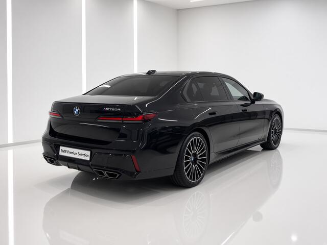 BMW 7-SERIE M760e xDrive
