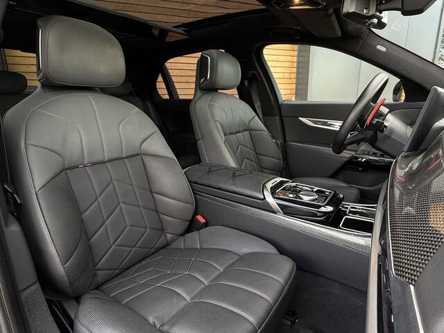 BMW 7-SERIE M760e xDrive REAR-ENTERTAINMENT|SKYLOUNGE|INNOVATIE-PACK|HEAD-UP