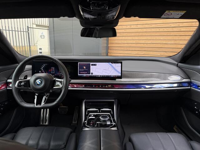 BMW 7-SERIE M760e xDrive REAR-ENTERTAINMENT|SKYLOUNGE|INNOVATIE-PACK|HEAD-UP