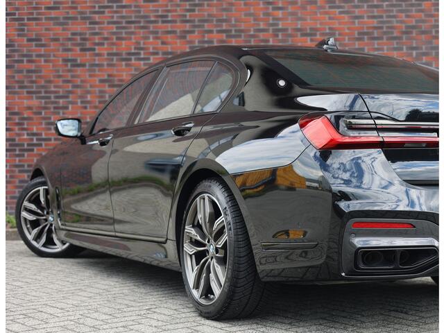 BMW 7-SERIE M760Li xDrive | Skylounge - M Driver's Pack - HUD