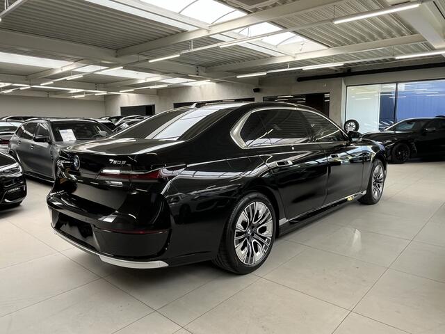 BMW 7-SERIE 750e xDrive | Executive Lounge | SkyLounge | Elektrisch openen en sluiten portieren | Rear-seat Entertainment Experience | Kristal koplampen | Massage/Ventilatie v+a