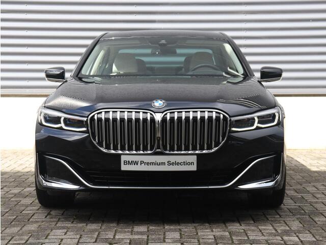BMW 7-SERIE Sedan 745e | High Executive | Harman Kardon | Parking Assistant Plus | Head-Up | Laserlight | Soft-Close | 19''LMV