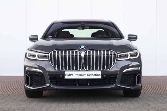 BMW 7-SERIE 745e High Executive | Schuif/Kantel Dak | Active Steering | Comforttoegang | Soft-Close | Driving Assistant Professional | Parking Assistant Plus | Harman Kardon | Head-Up |