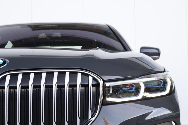 BMW 7-SERIE 745e High Executive | Schuif/Kantel Dak | Active Steering | Comforttoegang | Soft-Close | Driving Assistant Professional | Parking Assistant Plus | Harman Kardon | Head-Up |