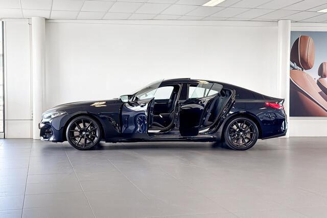 BMW 8-SERIE Gran Coupé M850i xDrive High Executive | M Sport | Harman Kardon | Glazen Panoramadak | Stoelventilatie |