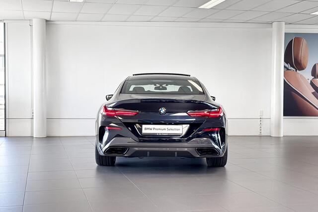 BMW 8-SERIE Gran Coupé M850i xDrive High Executive | M Sport | Harman Kardon | Glazen Panoramadak | Stoelventilatie |