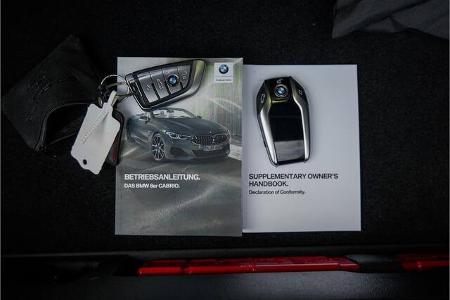 BMW 8-SERIE 840i Cabriolet M-Sport Technik Shadow M-Sport Stoel + Ventilatie Nekverw Soft Close 20"