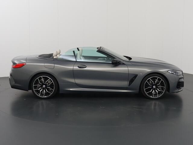 BMW 8-SERIE M850i xDrive | M-Sport | BMW Laserlicht | Bowers & Wilkins | Stoel/Stuur en nekverwarming | Adaptieve Cruise Control | Adaptief Onderstel | Stoelventilatie | 360 Camera | CraftedClarity | SoftClose | Apple CarPlay/Android Auto |