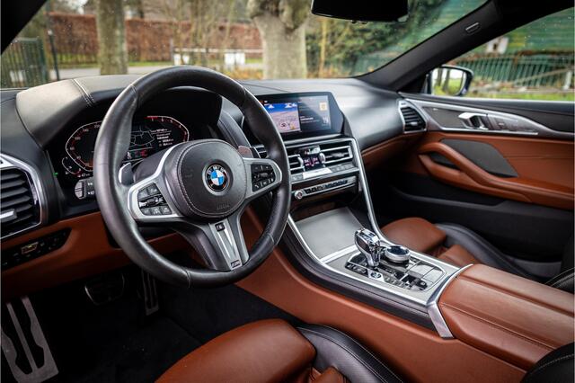 BMW 8-SERIE Gran Coupé 840i xDrive M Sport Frozen Grey Individual Achterasbesturing Soft Close Laser Panorama