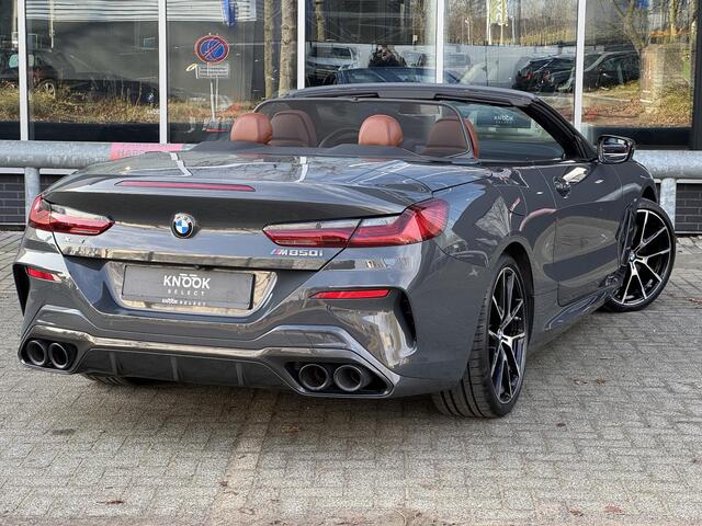 BMW 8-SERIE M850i xDrive High Executive / 20 Inch / Active Cruise control / M Carbon exterieur / Soft close / Active Steering / Laserlicht