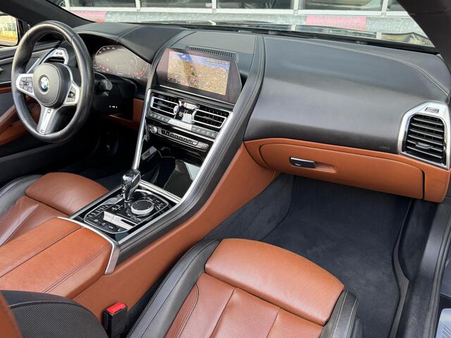 BMW 8-SERIE M850i xDrive High Executive / 20 Inch / Active Cruise control / M Carbon exterieur / Soft close / Active Steering / Laserlicht