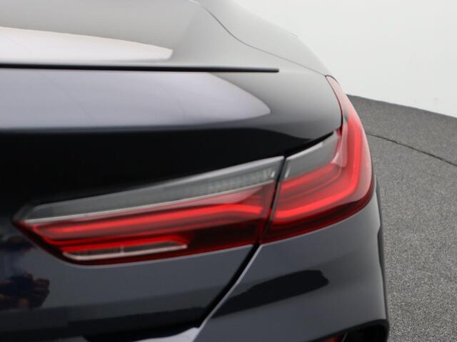 BMW 8-SERIE Coupé M850i xDrive High Executive | Audio Media Pack | BMW Personal CoPilot Pack | Active Steering | Soft Close | Driving Assistant Professional | Laserlight | Parking Assistant Plus | Bowers & Wilkins | 20''