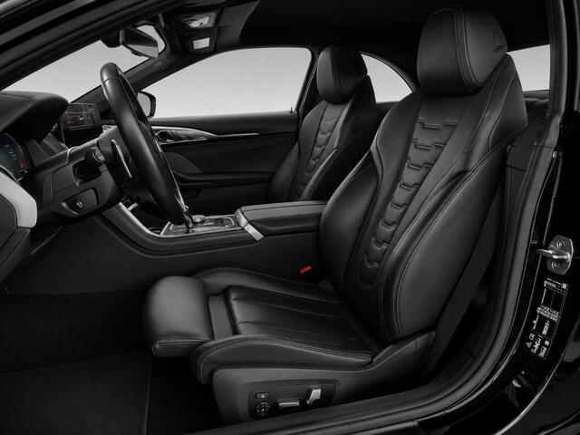 BMW 8-SERIE M850i xDrive M Sport Laser 360°Camera Softclose Achterasbesturing Harman/Kardon