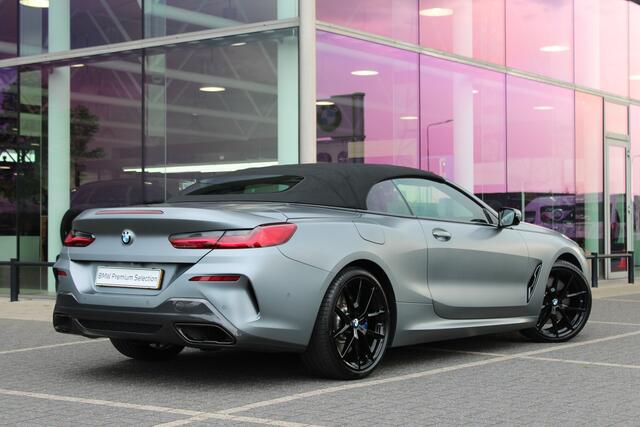 BMW 8-SERIE 840i M Sport Automaat / Air Collar / Multifunctionele Stoelen / Soft-Close / Laserlight / Parking Assistant Plus / Comfort Access / Active Steering
