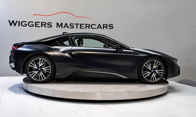 BMW I8 Hybrid 362 PK, Harman Kardon, Head-up, 20 Inch, Matzwart,