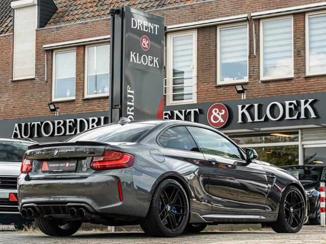 BMW M2 2-serie Coupé DCT PANO ELEK STOEL CAMERA APPLE CARPLAY FE UITLAAT CARBON PAKKET BOMVOL!!!