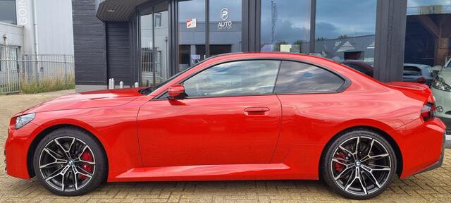 BMW M2 2-serie Coupé | NL AUTO | 1e Eigenaar | Nieuwstaat! | BOMVOL | LETOP nog geen kenteken | Prijs is 67.445 inclusief btw ZONDER KENTEKEN | Volledige Documentatie aanwezig | Hifi Harman Kardon | Carbon Fibre Dak | BMW Live Cockpit Professional | Privacy Glas