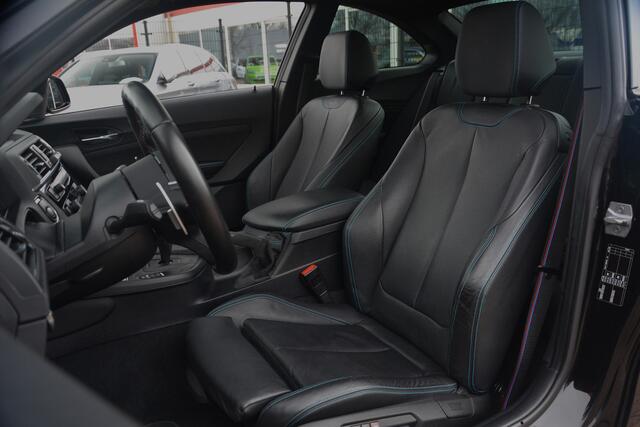 BMW M2 2-serie Coupé DCT LCI | M-Performance uitlaat | Schuif-/kanteldak | Harman-Kardon | Memory seats | Keyless | DAB+ | Camera | Deze M2 is werkelijk subliem!! Volledig onderhouden en afkomstig van een echte purist!!