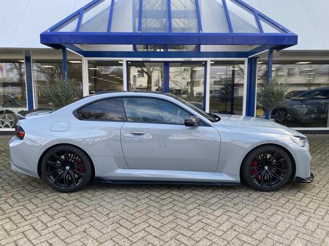 BMW M2 Akrapovic / Carbon /H&K /Head-Up/ M-Zetels+Memo/ 19-Inch/ Led