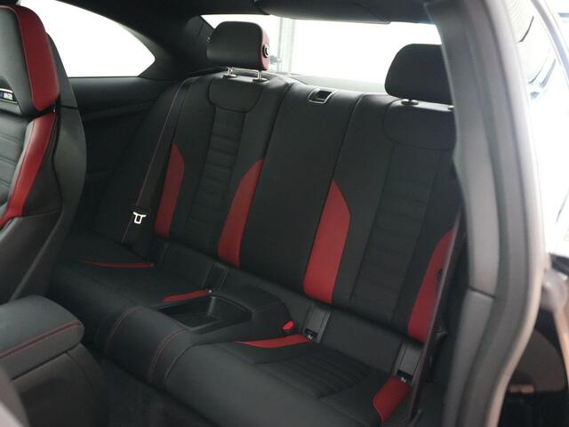 BMW M2 Coupé |480pk|BTW|Black Sapphire|M Drive Pro|M sportdiff|Adaptief M onderstel|M Compound rood|M stoelen|Harman Kardon|