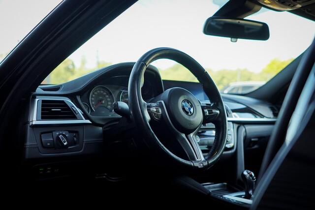 BMW M3 3-serie / Schuifdak / Harman Kardon / NL Auto / Memory / HUD