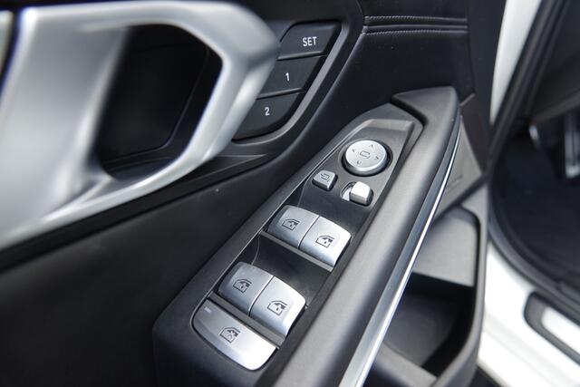 BMW M3 3-serie Competition | Carbon | Laser | HUD | Memory | H&K |
