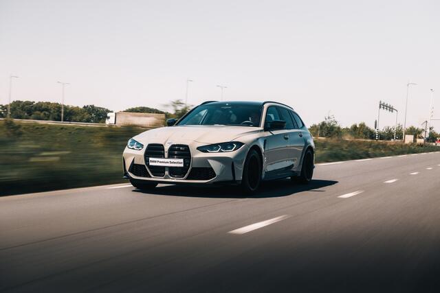 BMW M3 3 Serie Touring xDrive Competition High Executive Automaat / M Drivers Pack / Driving Assistant Professional / Stoelventilatie / Harman Kardon / Laserlight / Stuurverwarming / Parking Assistant Plus