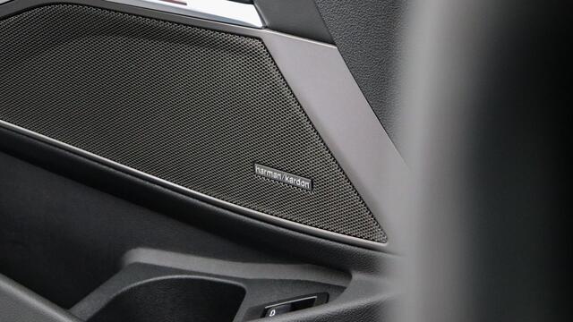 BMW M3 Touring xDrive Competition | Ultimate Package | Stoelventilatie | Harman/Kardon | M Carbon exterieurpakket | Head-up