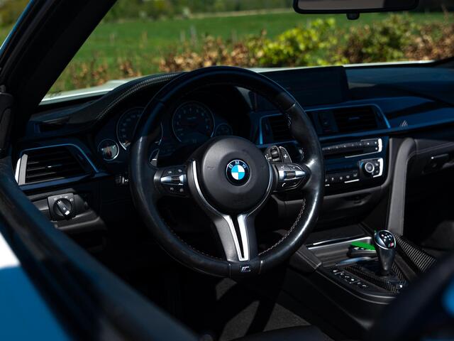 BMW M4 4-serie Cabrio | M-Performance uitlaat | H&K Surround | Adap M- onderstel | Hud Display | Nav Proff | 360 Cam | Lane Assist | Nekverwarming | Stuur- Stoelverw | BMW Onderhouden | 2 eig