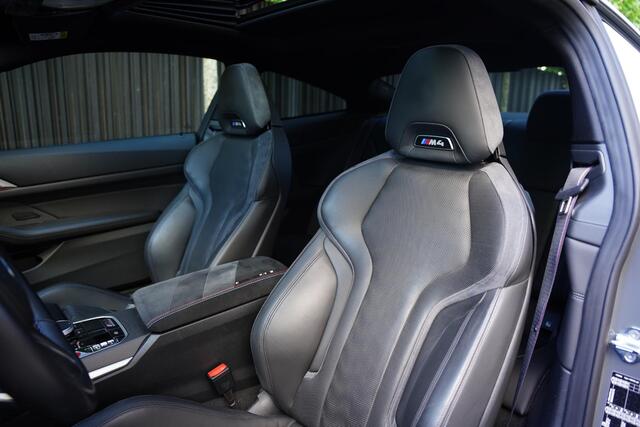 BMW M4 Competition / X-Drive / R44 Sportuitlaat / Carbon
