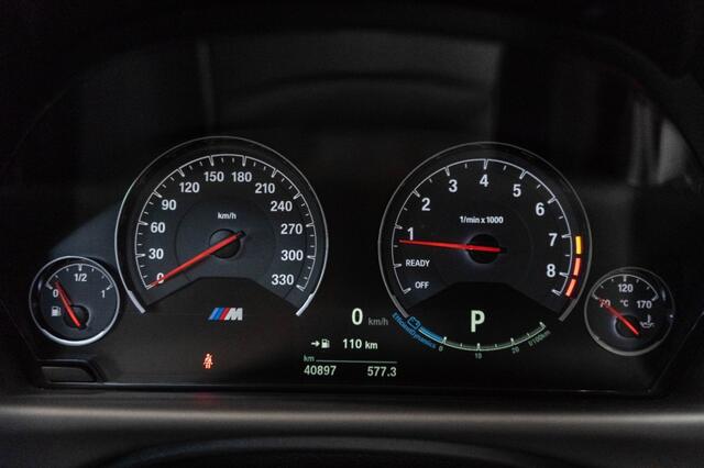 BMW M4 Competition 450 PK, Carbon package, Ceramische remmen, Harman Kardon, Dealeronderhouden