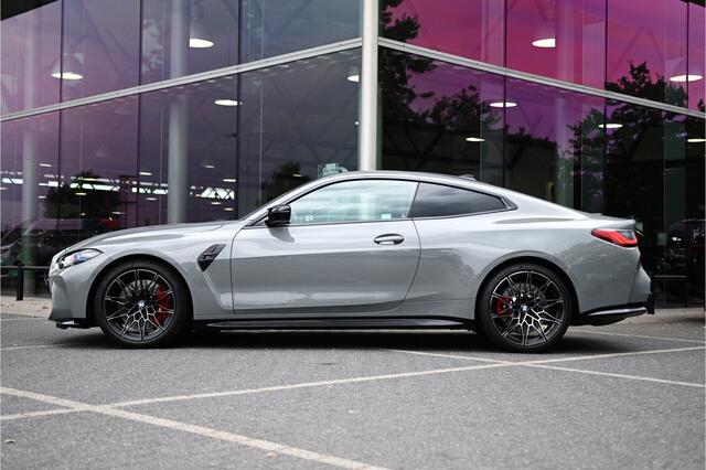 BMW M4 Coupé Competition Automaat / M Drive Professional / M Sportstoelen / Comfort Access / Stoelventilatie / Laserlight / Harman Kardon / Head-Up / Parking Assistant Plus
