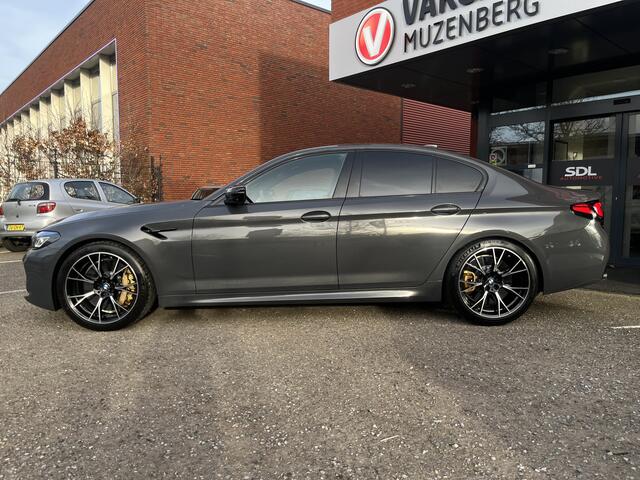 BMW M5 5-serie Competition // Laser-lights // HUD // B&W audio // ADAP. CRUISE // M Carbon-keramisch remmen // CARBON DAK //