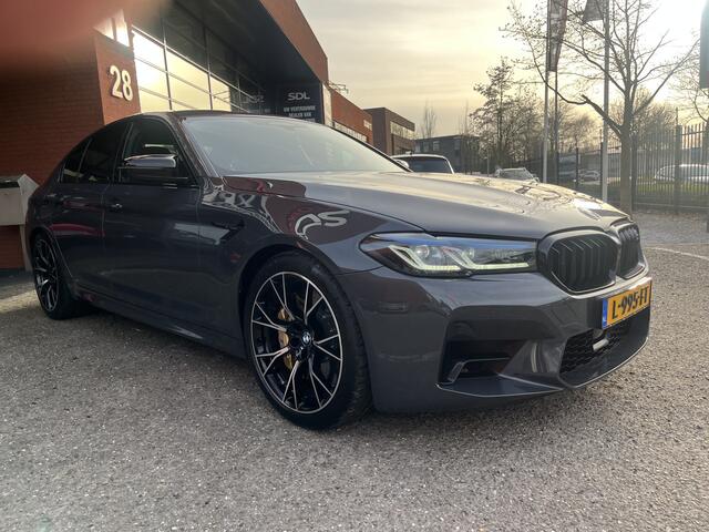 BMW M5 5-serie Competition // Laser-lights // HUD // B&W audio // ADAP. CRUISE // M Carbon-keramisch remmen // CARBON DAK //