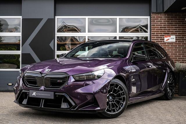 BMW M5 Touring V8 M Hybrid | B&O | Panorama | M Driver's Package | Individual | 360 | Head-Up | Trekhaak | Keyless |