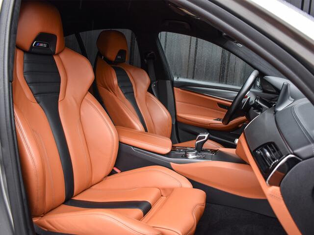 BMW M5 5-serie | COMFORT ACCESS | M-SPORT UITLAAT | CARBON DAK | HARMAN/KARDON | LED | 360 CAMERA | CARPLAY | 4-ZONE CLIMATE | M-PERFORMANCE SEATS | ACTIVE CRUISE